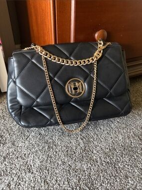 Badgley Mischka Quilted Black Chain Shoulder Bag with Gold Hardware